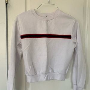 H&M Cropped Crewneck